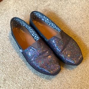 Toms Classic Flats Size w7.5 Slip On Loafer Glitter Multi Color Rainbow Shimmer